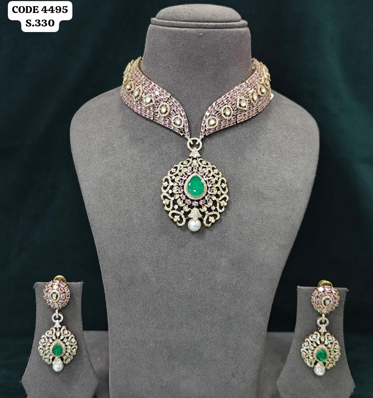 Necklace Set 019